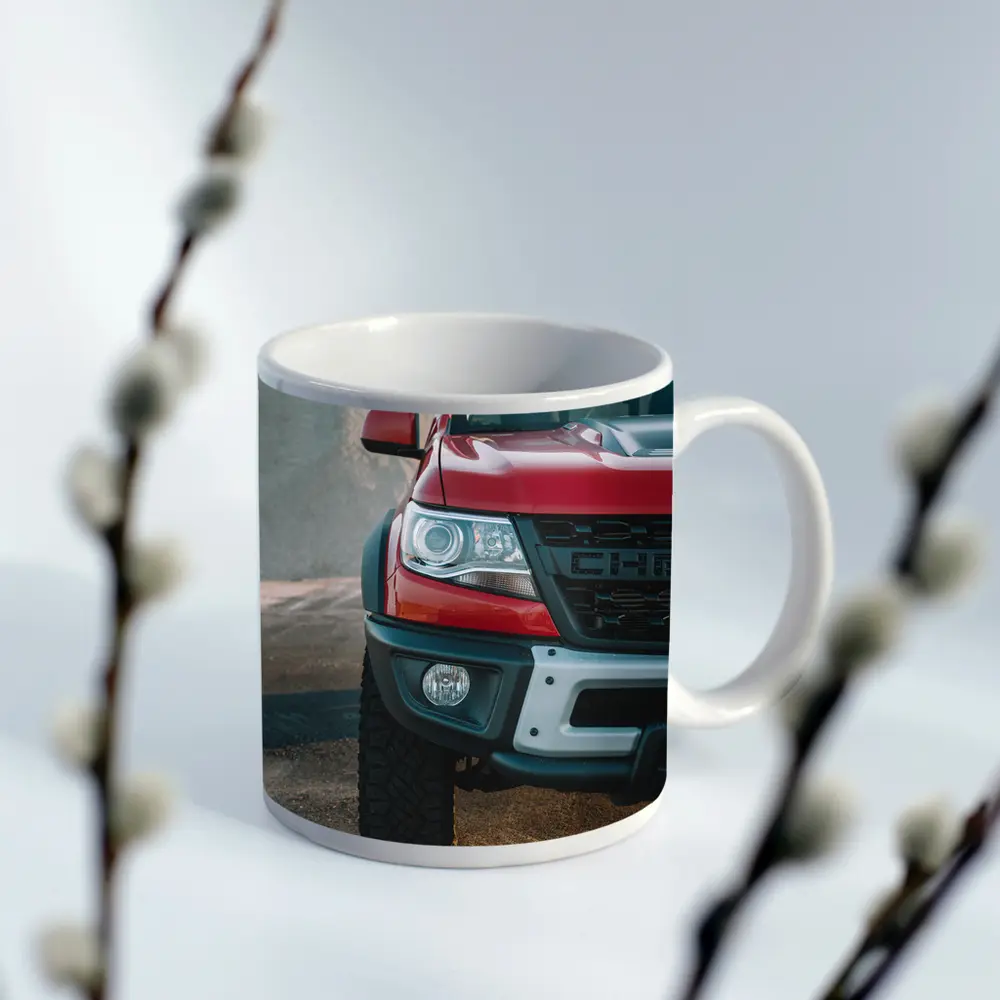 Red Chevrolet Colorado ZR2 Front Close Up – Mugs