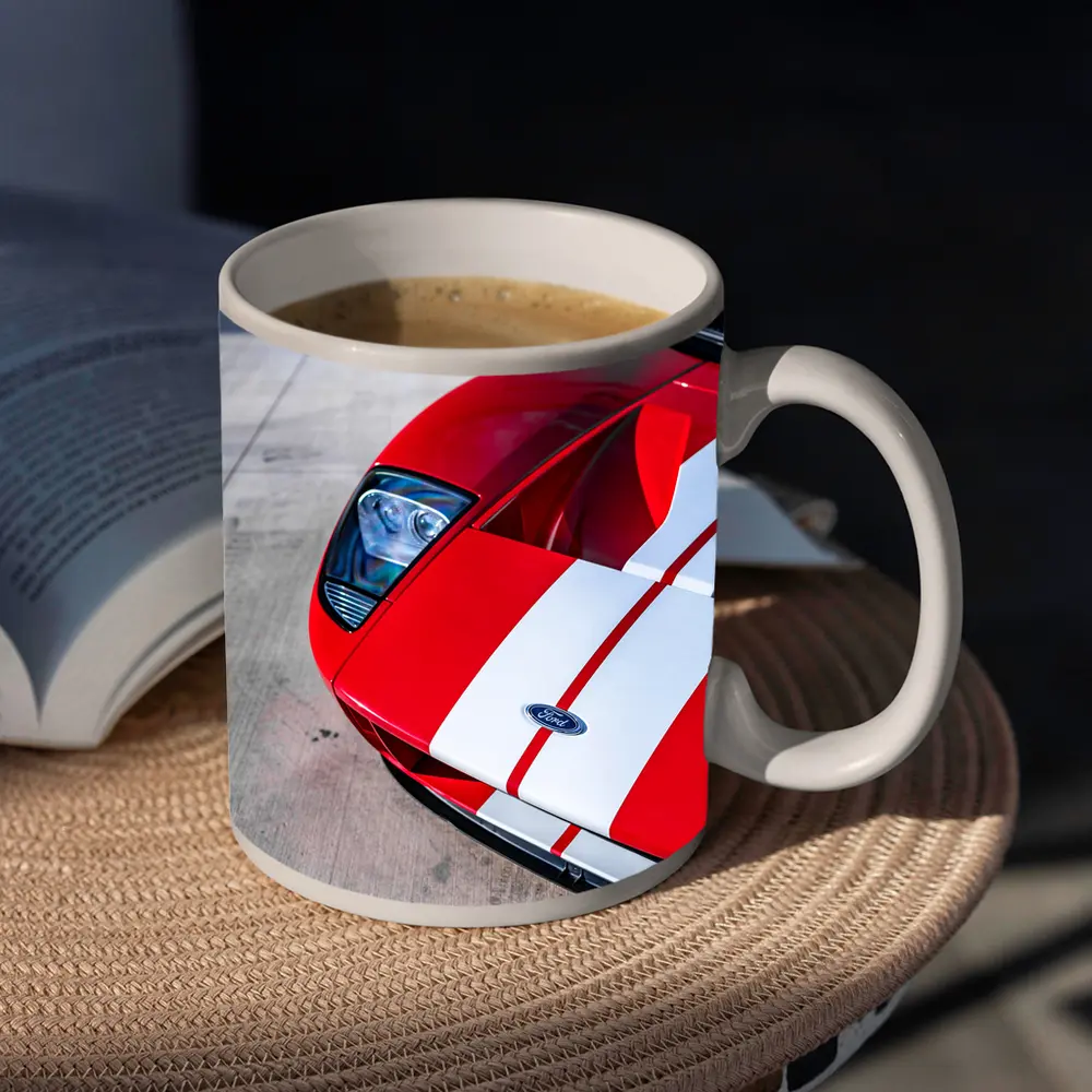 Red Ford GT front 2021 – Mugs