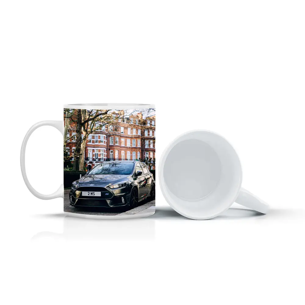 Ford Focus RS Black London Street – Mugs