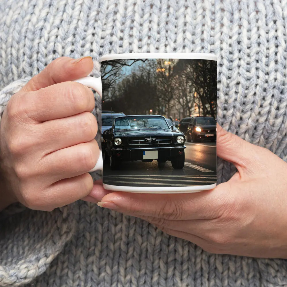 Black Ford Mustang Classic City Street – Mugs