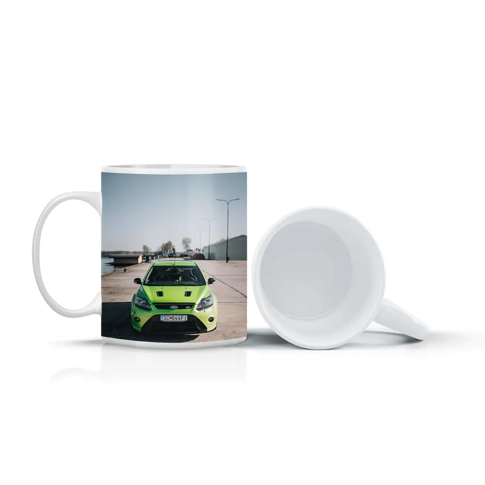 Ford Focus RS Green Front View Dockside – Mugs