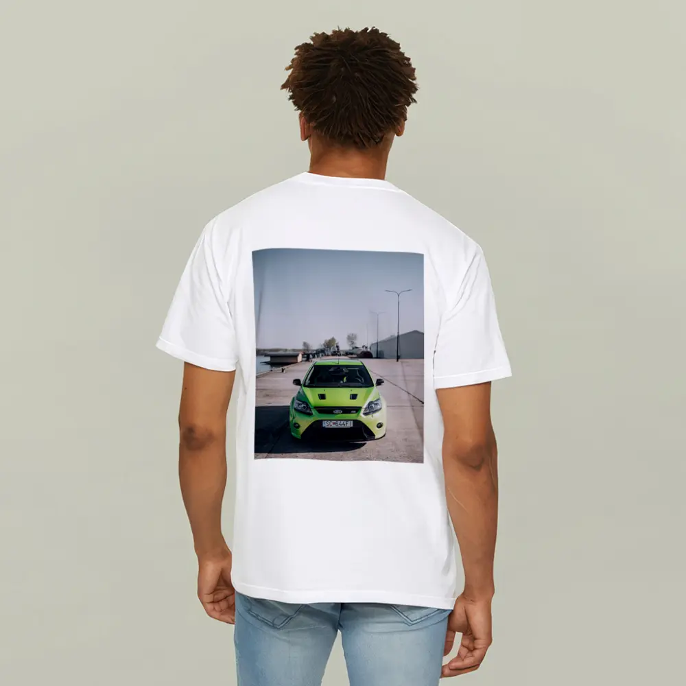 Ford Focus RS Green Front View Dockside – T-Shirts