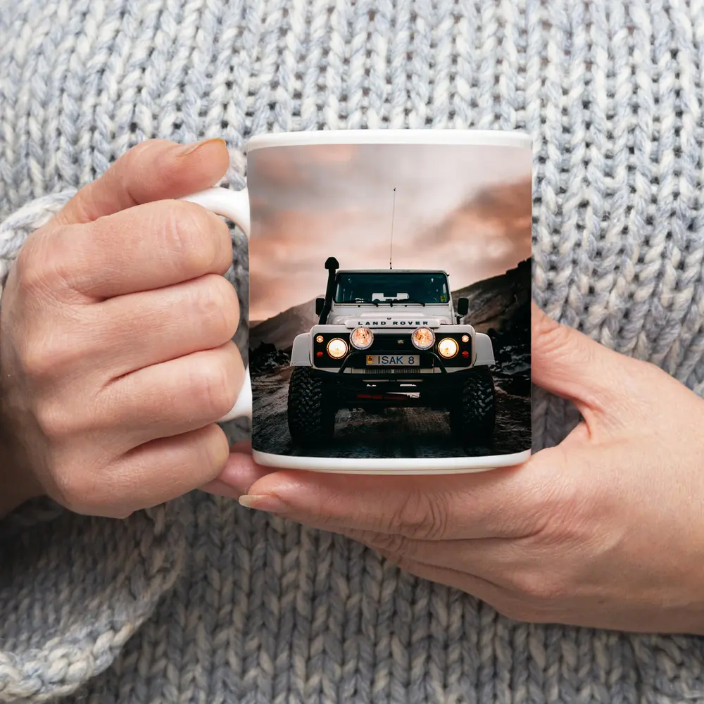 Land Rover Defender White Off Road Trail – Mugs