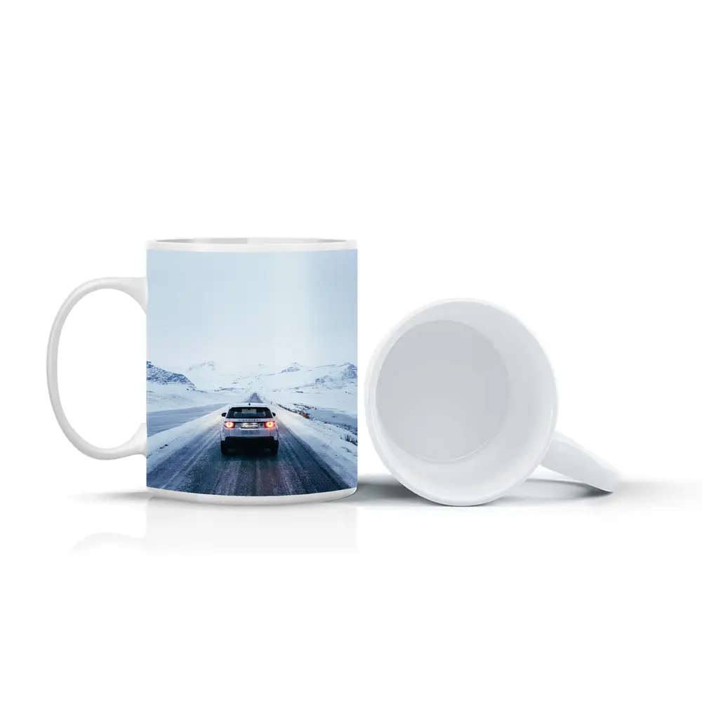 Land Rover Discovery Snowy Mountain Road – Mugs