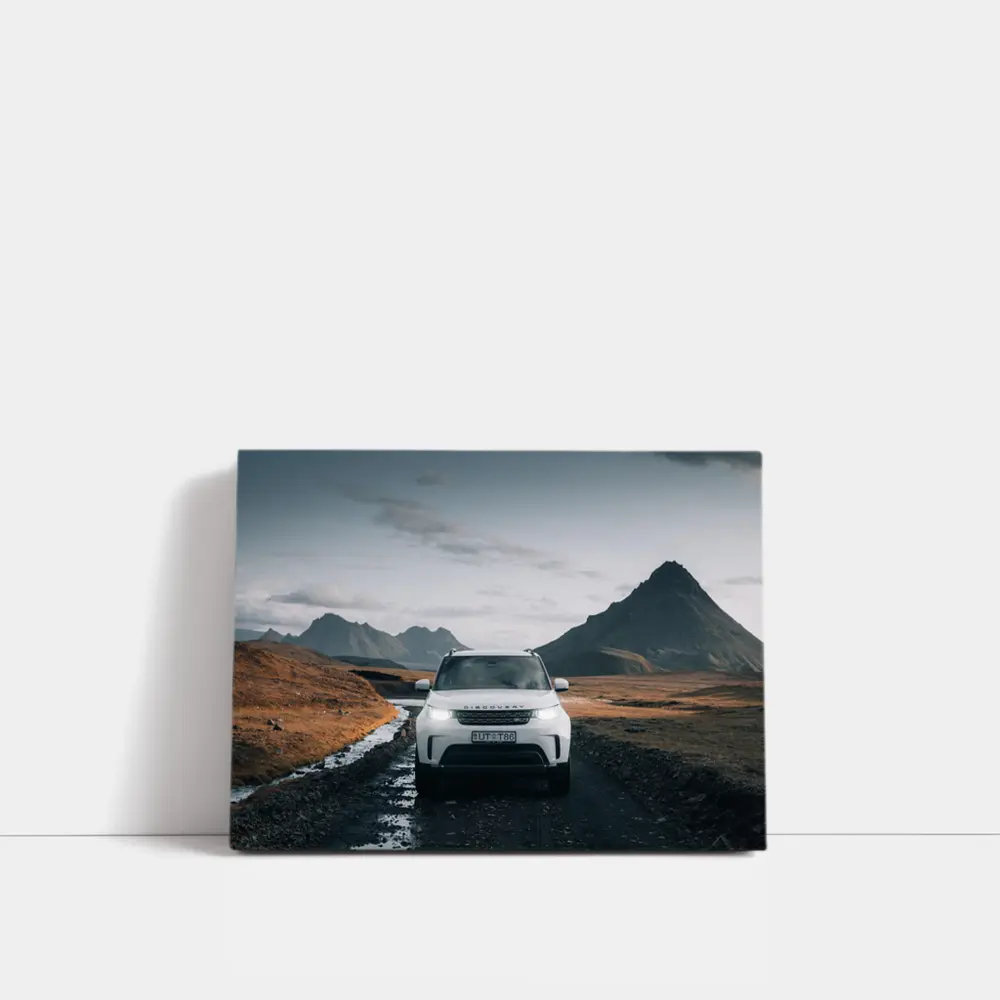 Land Rover Discovery on Rugged Mountain Road – Wall Art