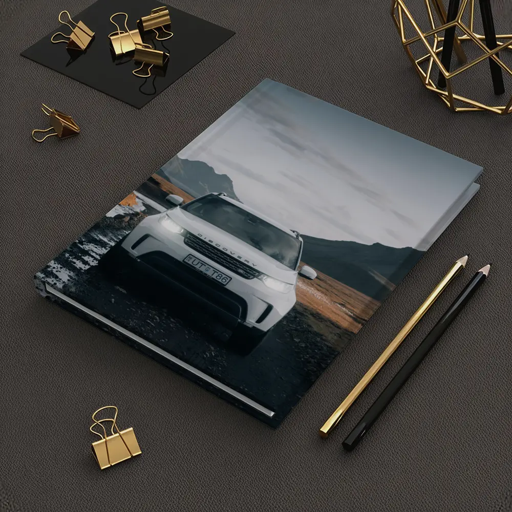 Land Rover Discovery on Rugged Mountain Road – Notebooks