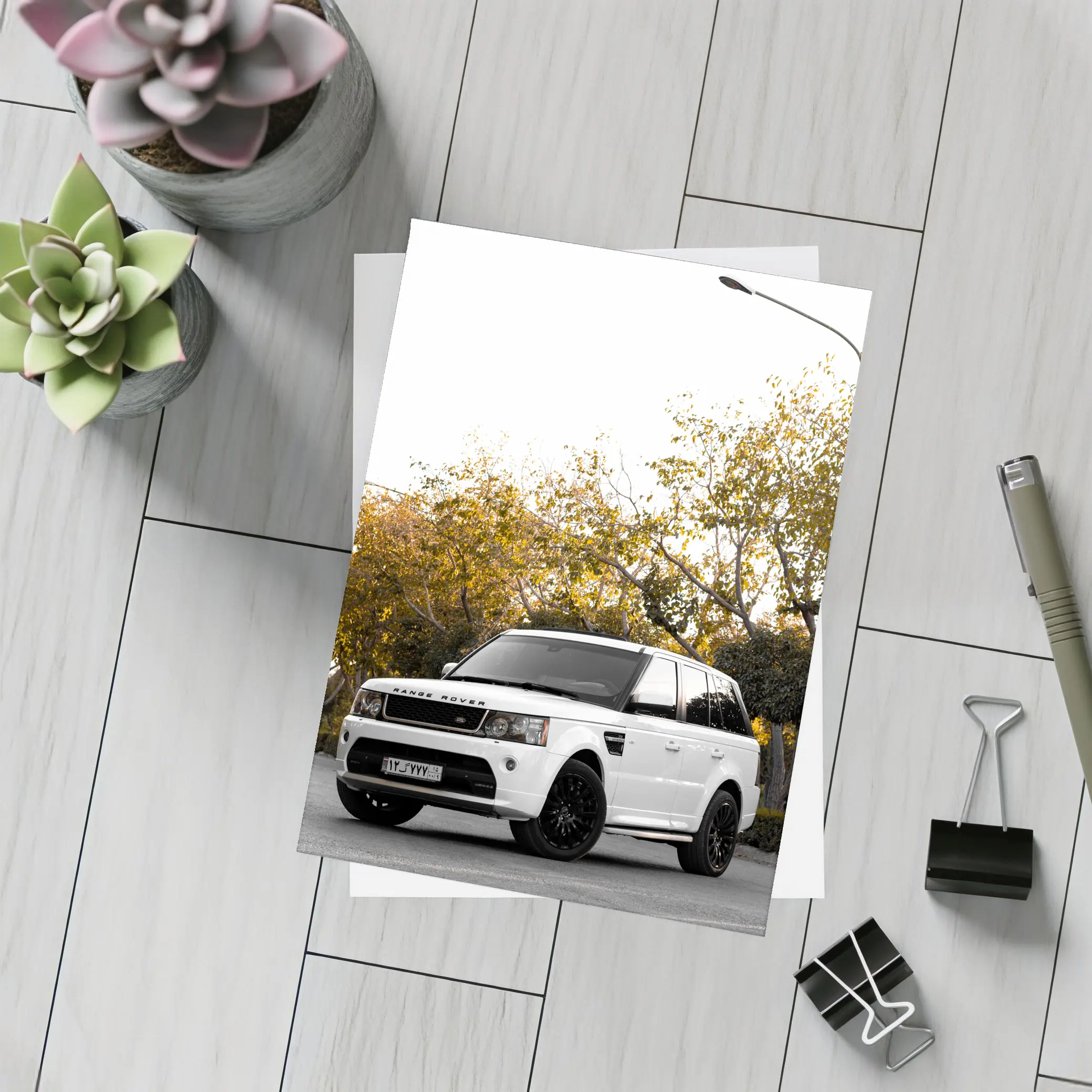 Range Rover Sport White SUV Autumn Trees – Postcards
