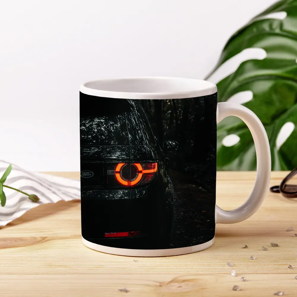 Land Rover Discovery Sport Dark Forest Night – Mugs