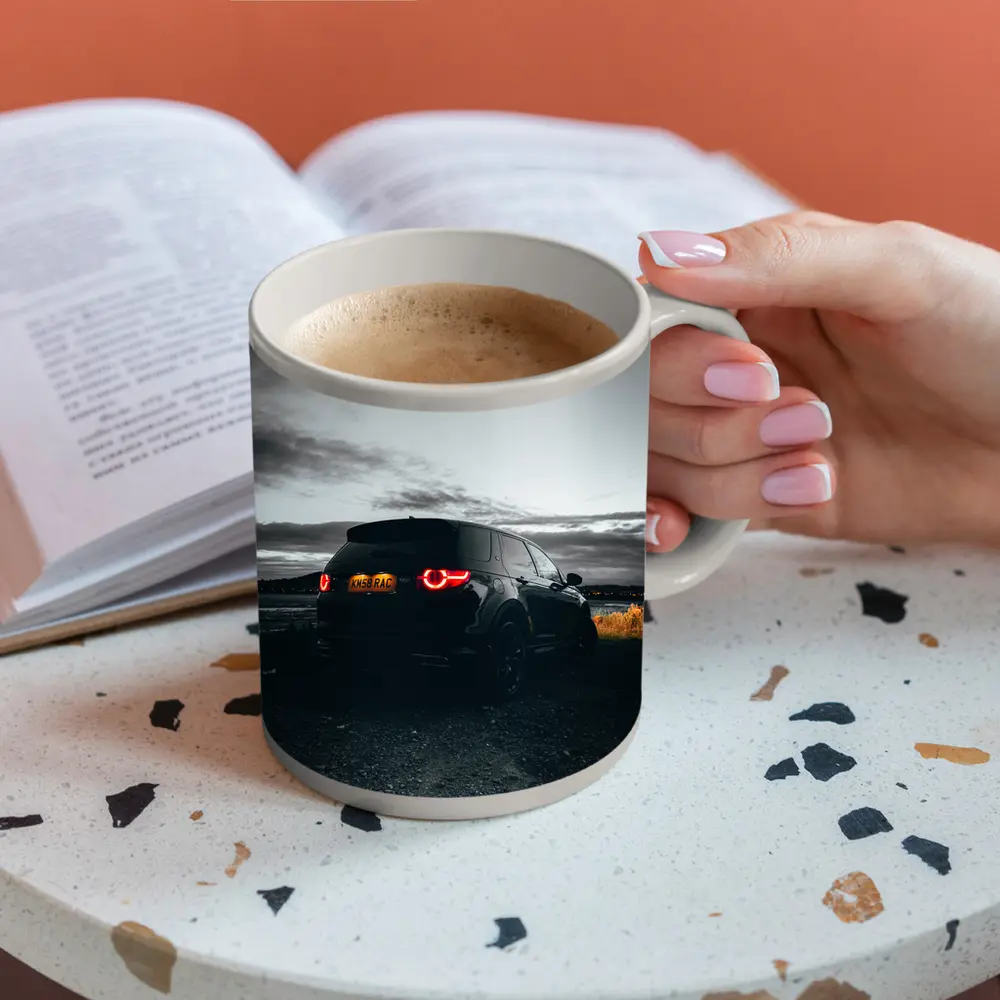 Black Land Rover Discovery Moody Dusk Sky – Mugs