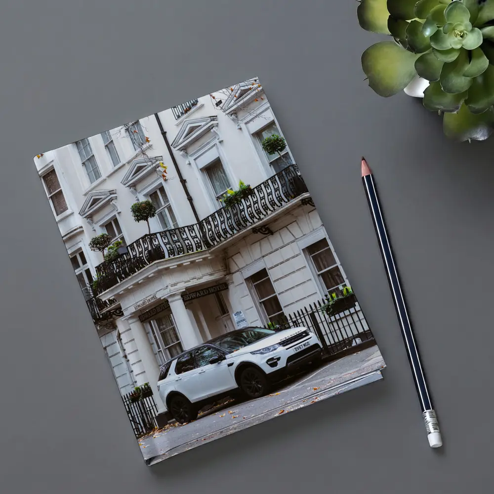 White Land Rover Discovery London Hotel Street – Notebooks