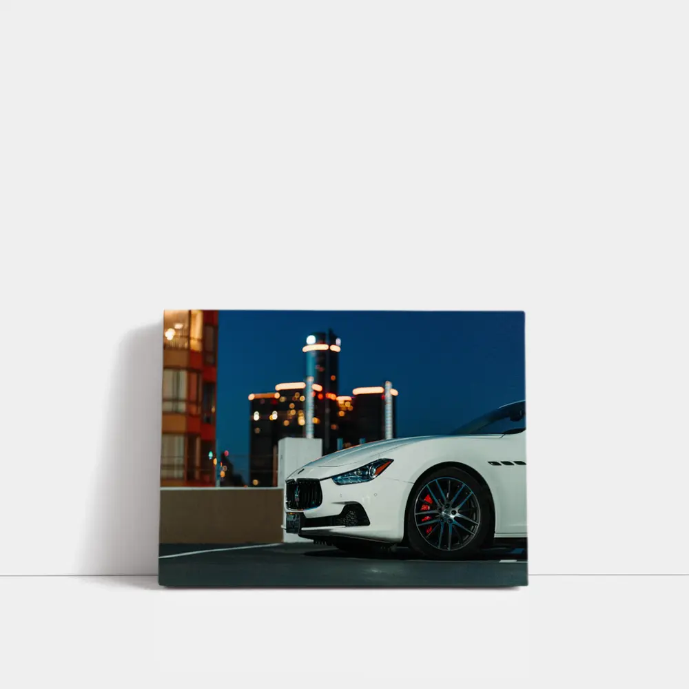 Maserati Ghibli White City Night Background – Wall Art