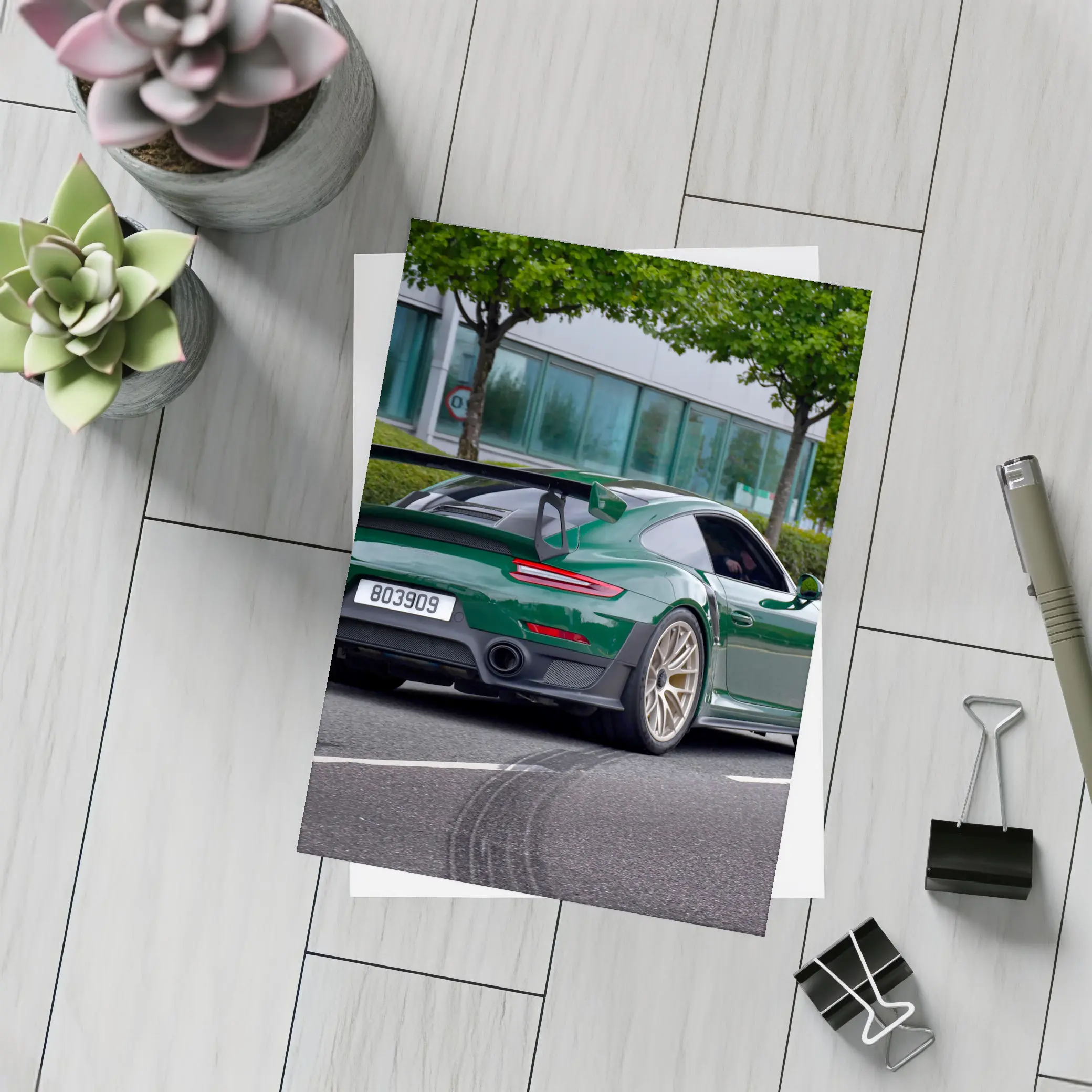 Porsche 911 GT2 RS Green Street – Postcards