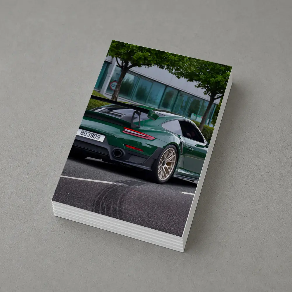 Porsche 911 GT2 RS Green Street – Postcards
