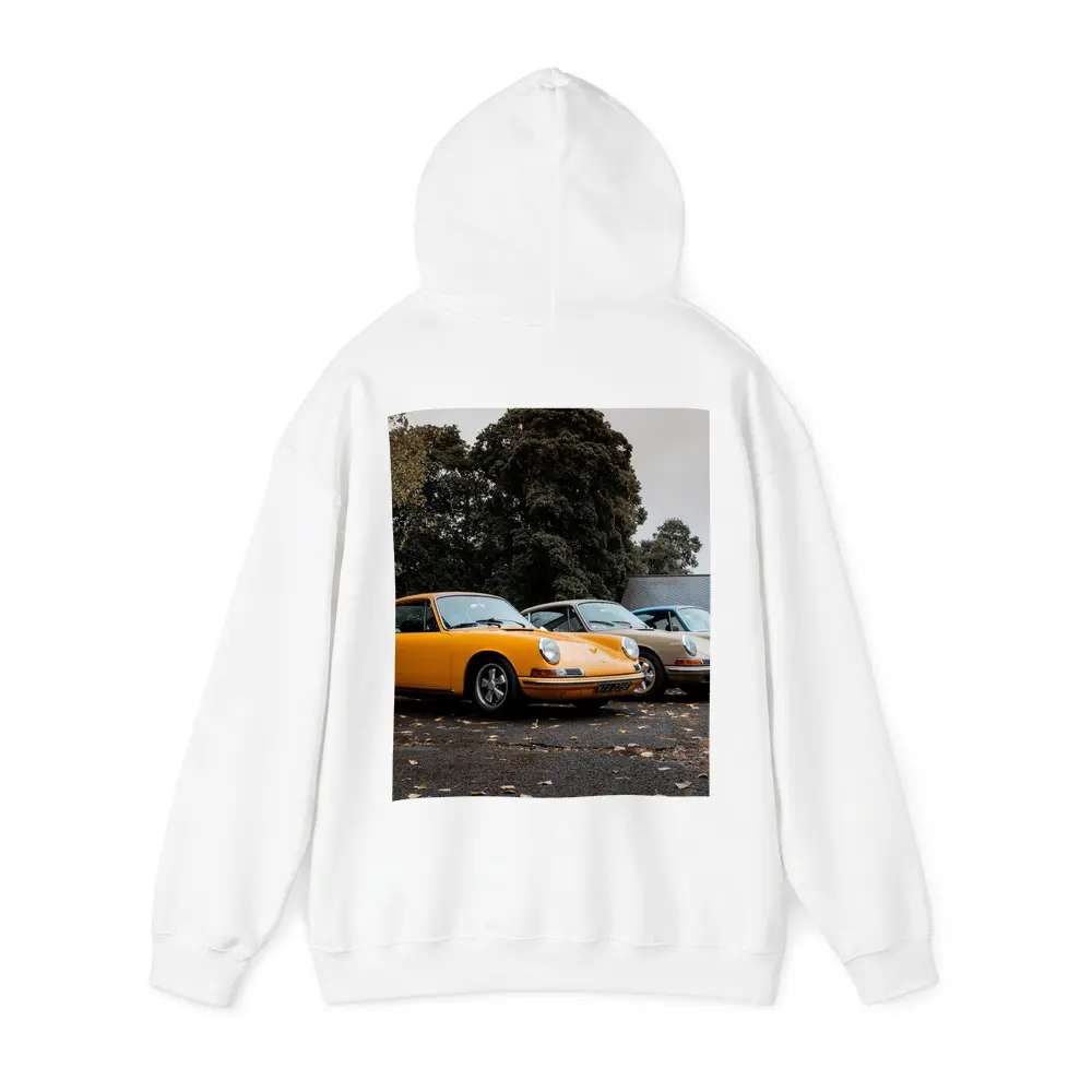 Classic Porsche 911 Trio Parked Outdoors – Hoodies