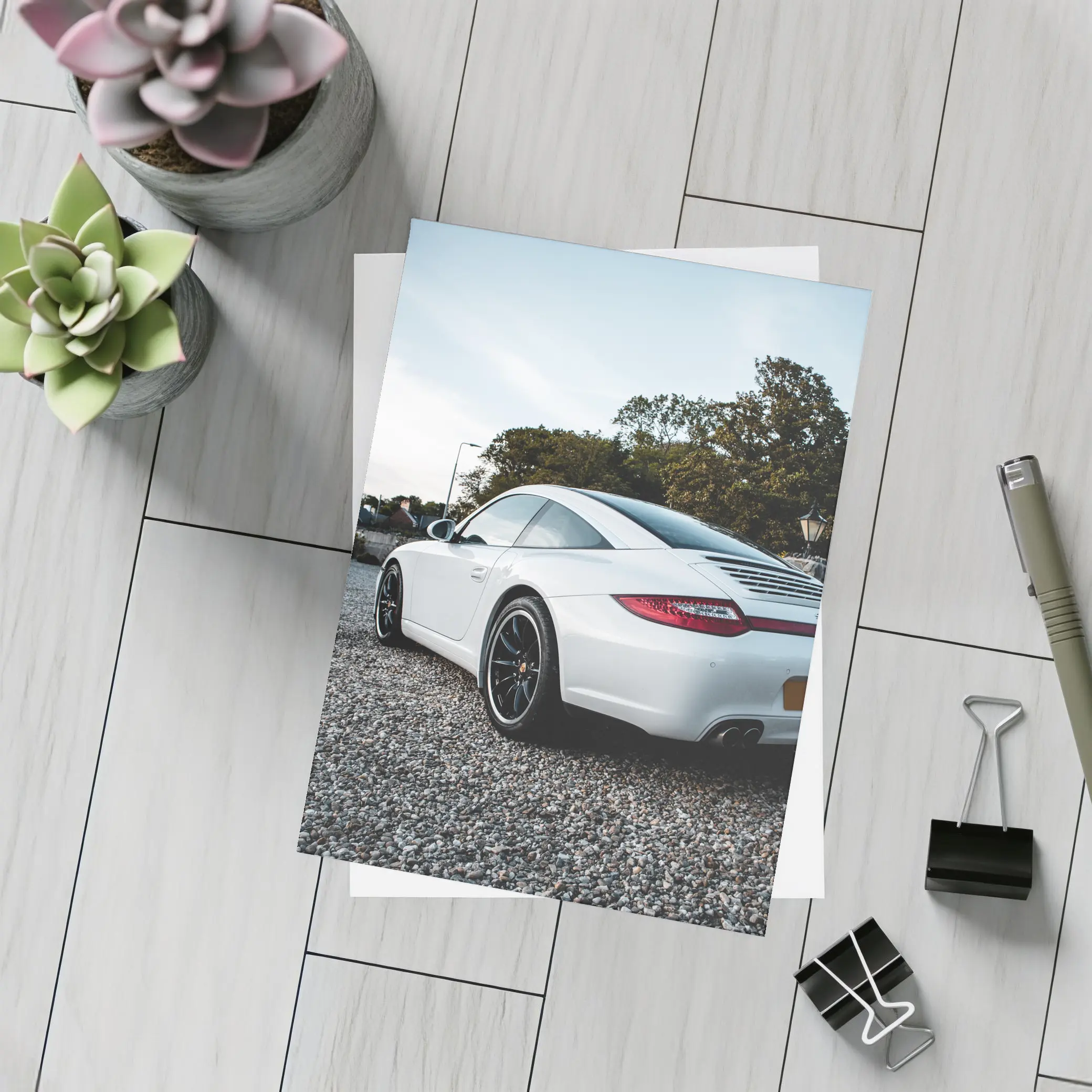 Porsche 911 White Rear Gravel Setting – Postcards