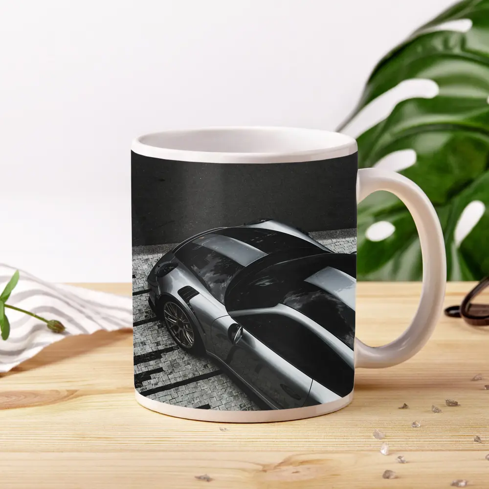 Porsche 911 GT Silver Street Overhead View – Mugs