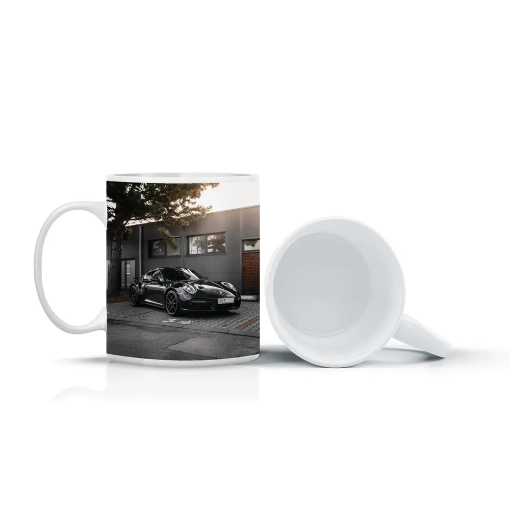 Black Porsche 911 Parked Urban Building – Mugs