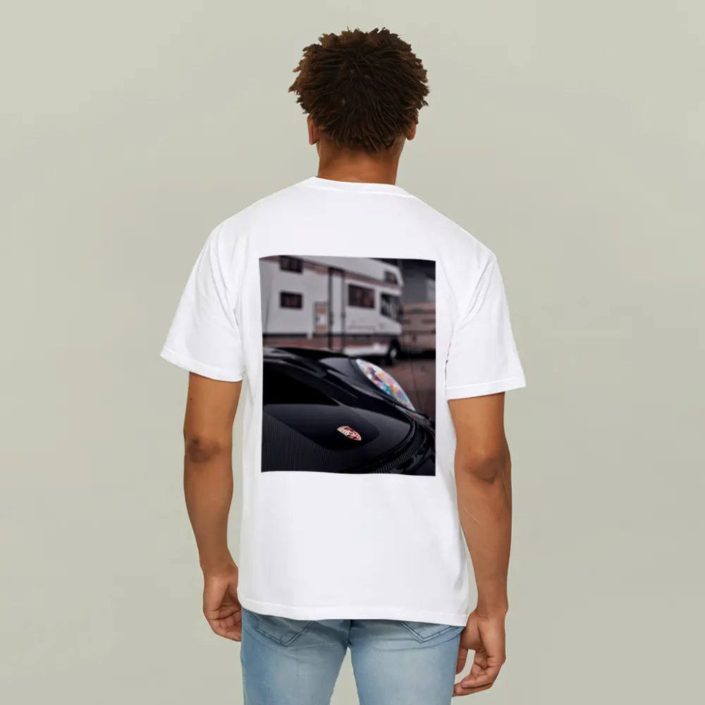 Porsche Black Hood Crest Close Up – T-Shirts