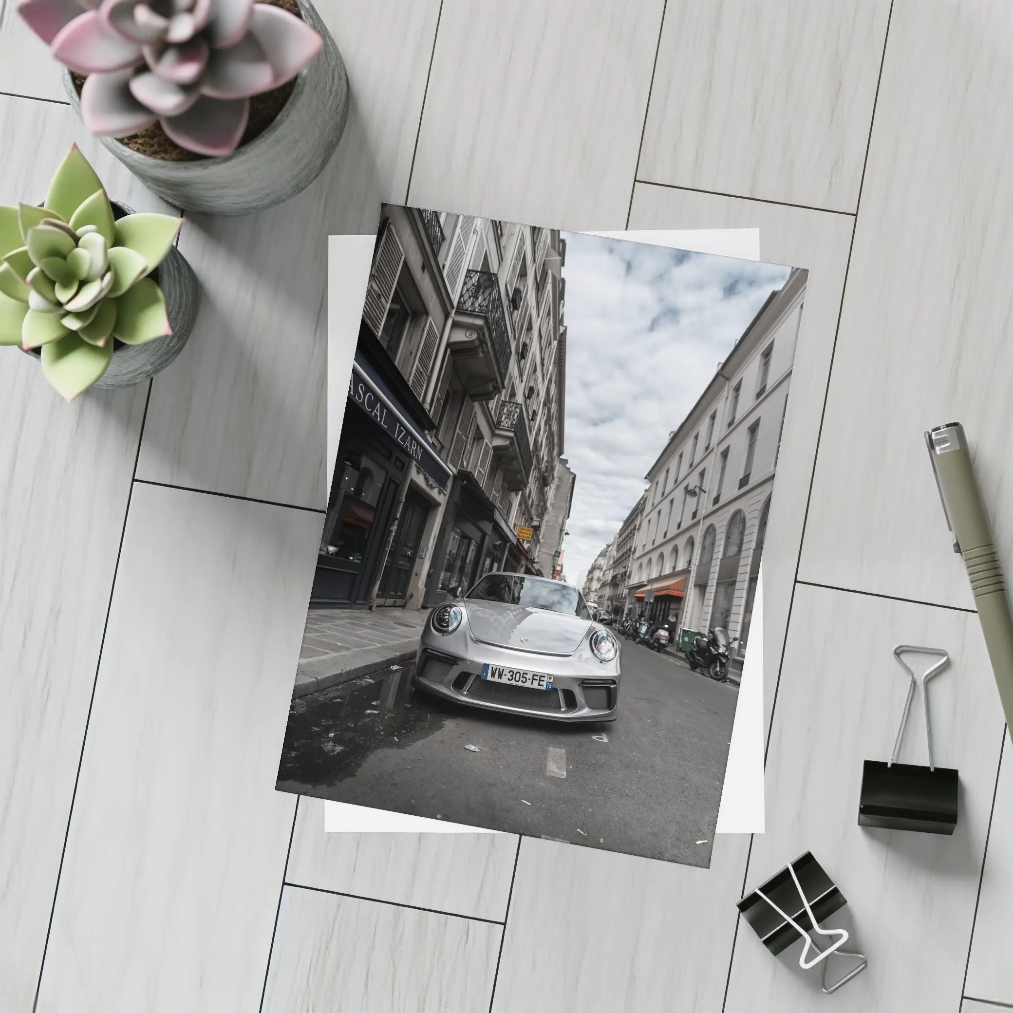 Porsche 911 Silver on Paris Street – Postcards
