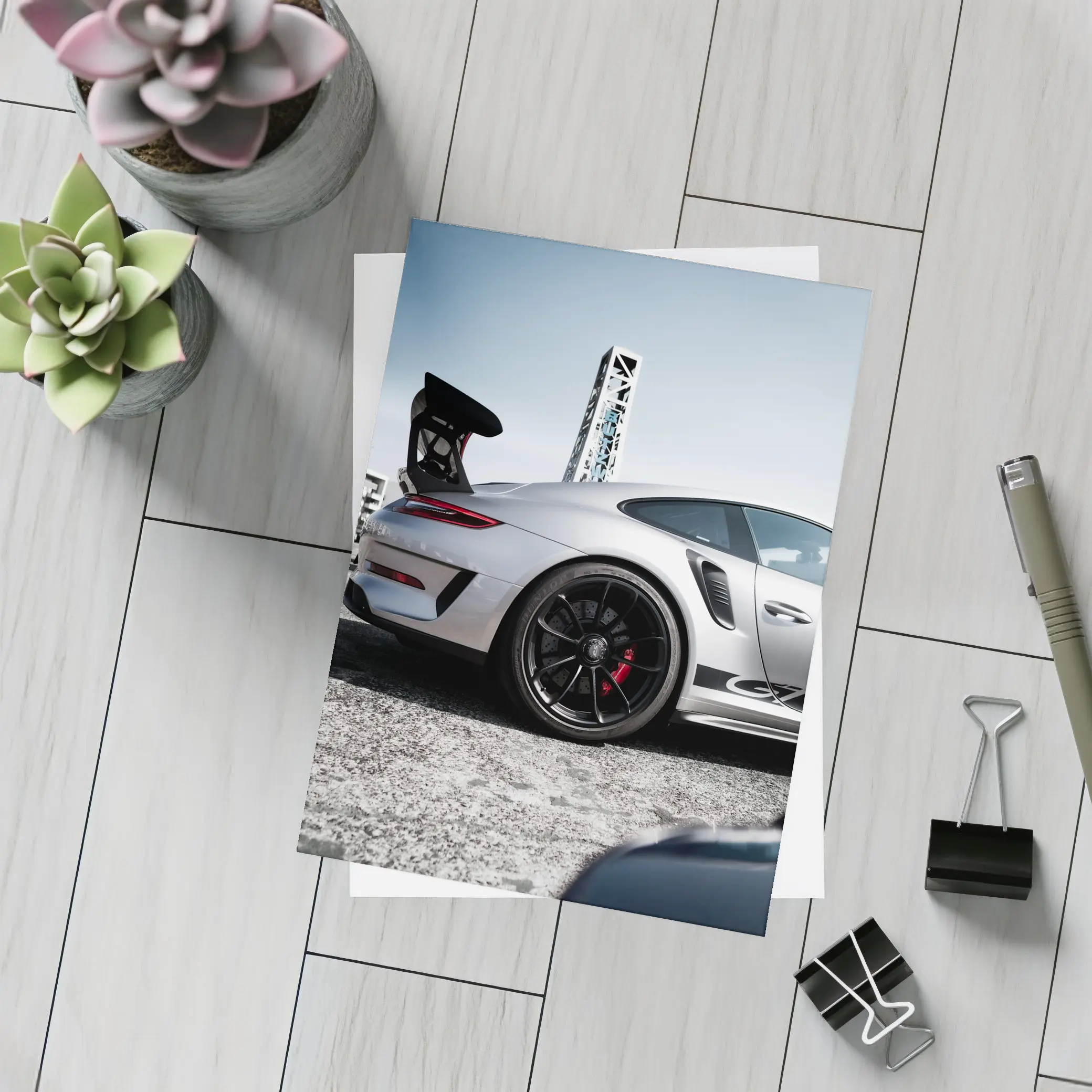 Porsche 911 GT3 Silver Urban Setting – Postcards