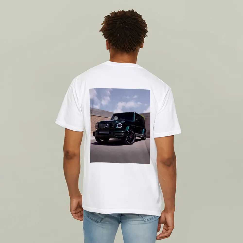 Mercedes G Class Dark Green Urban Setting – T-Shirts