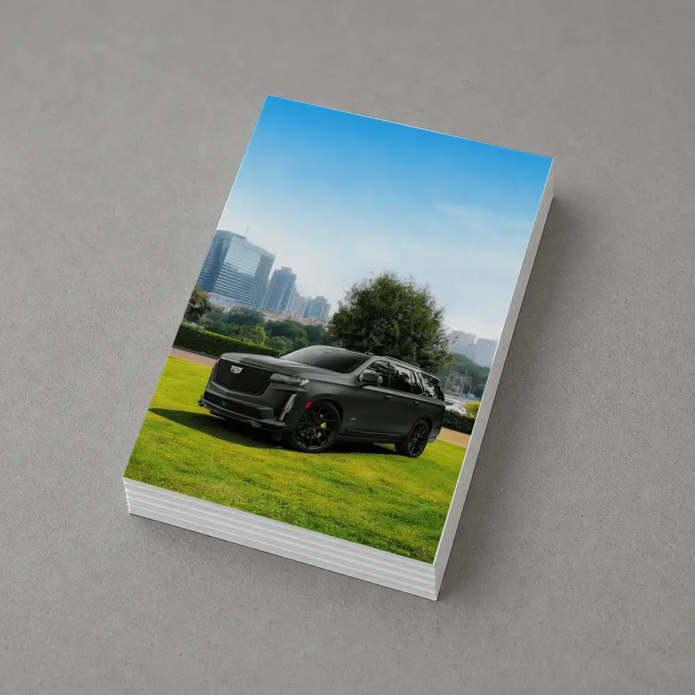 Cadillac Escalade V Black City Park – Postcards
