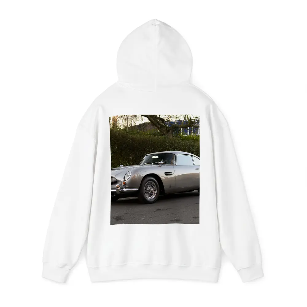 Aston Martin DB5 Silver Classic Street Scene – Hoodies