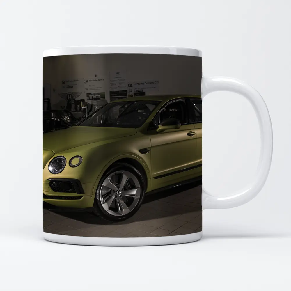 Bentley Bentayga Green SUV Showroom Display – Mugs