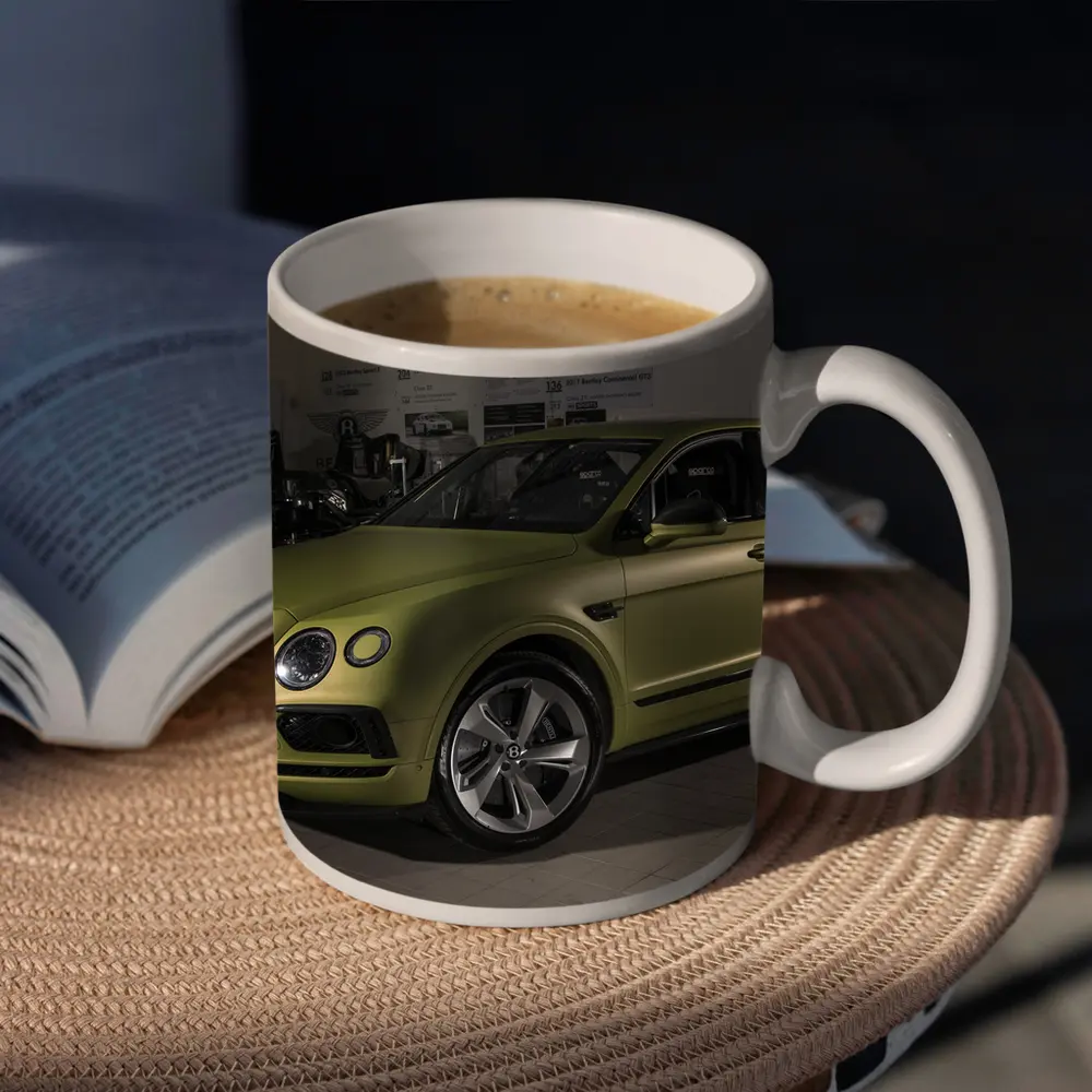 Bentley Bentayga Green SUV Showroom Display – Mugs