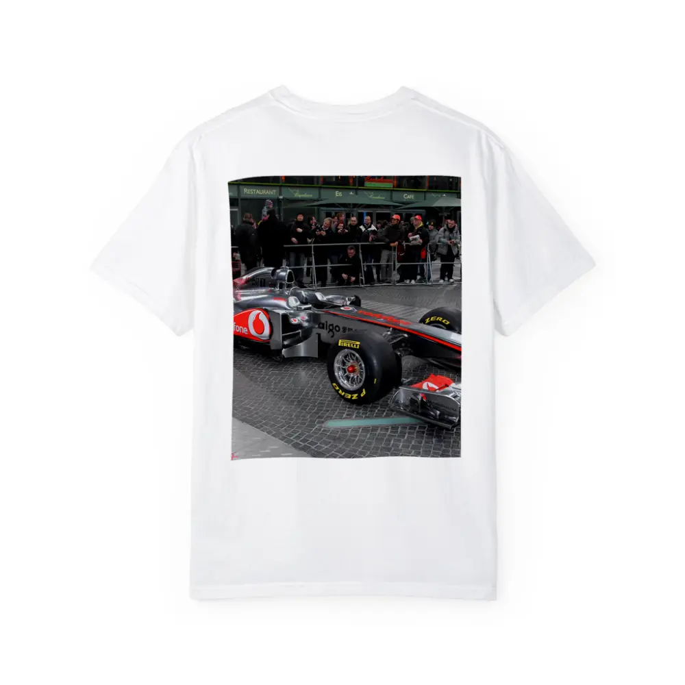 McLaren F1 Formula Race Car City Square – T-Shirts