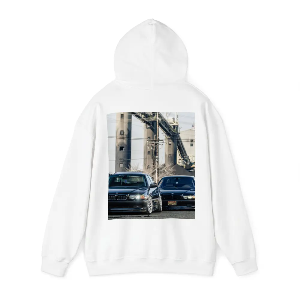 BMW 750il E38 Duo Industrial Background – Hoodies
