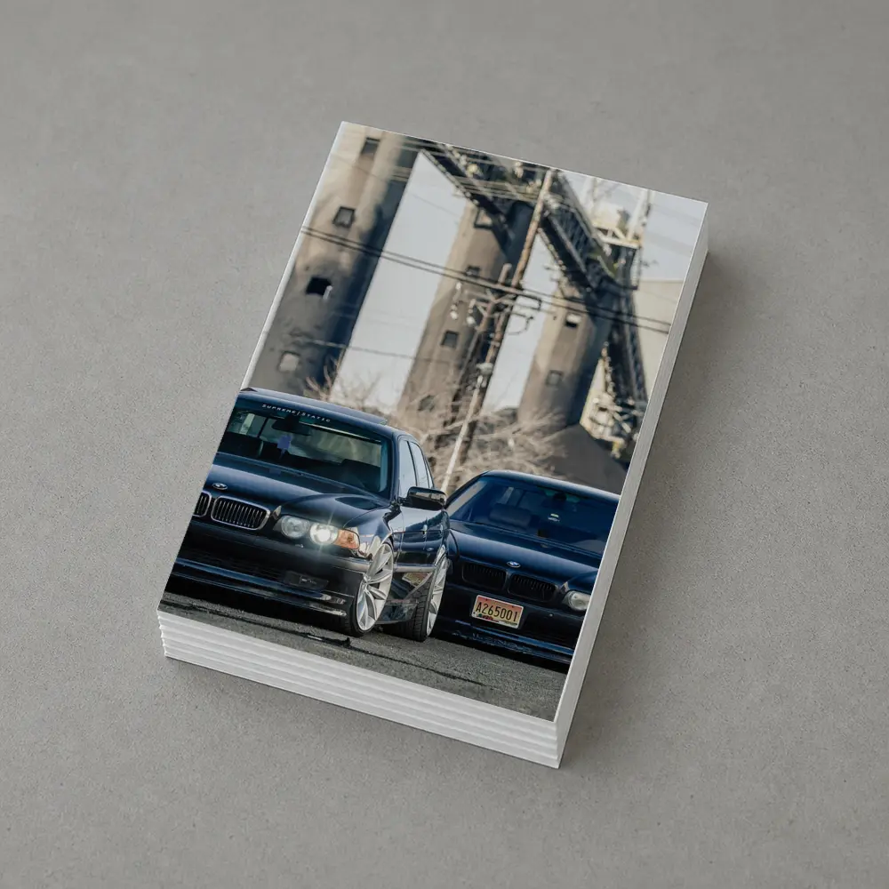 BMW 750il E38 Duo Industrial Background – Postcards