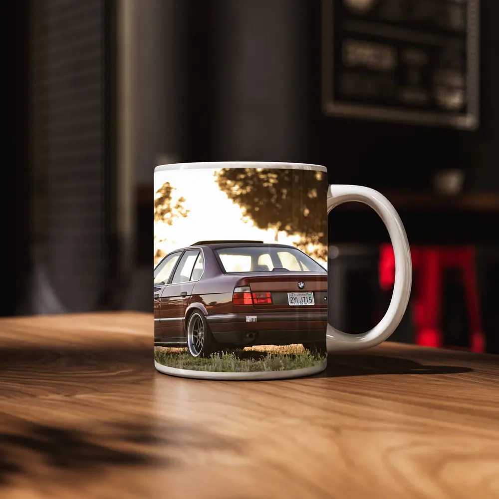 BMW E34 525i Sedan Golden Hour Park – Mugs