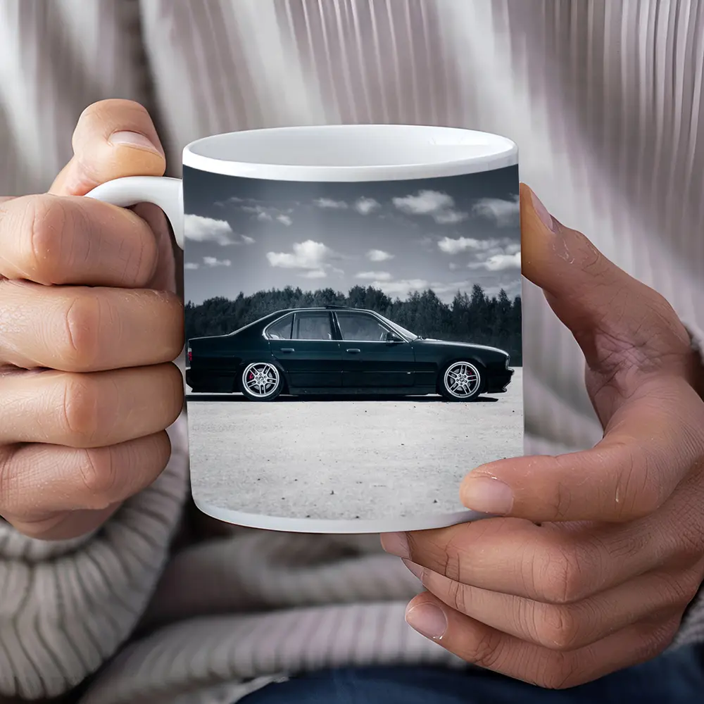BMW E34 Slammed Stance Open Field – Mugs