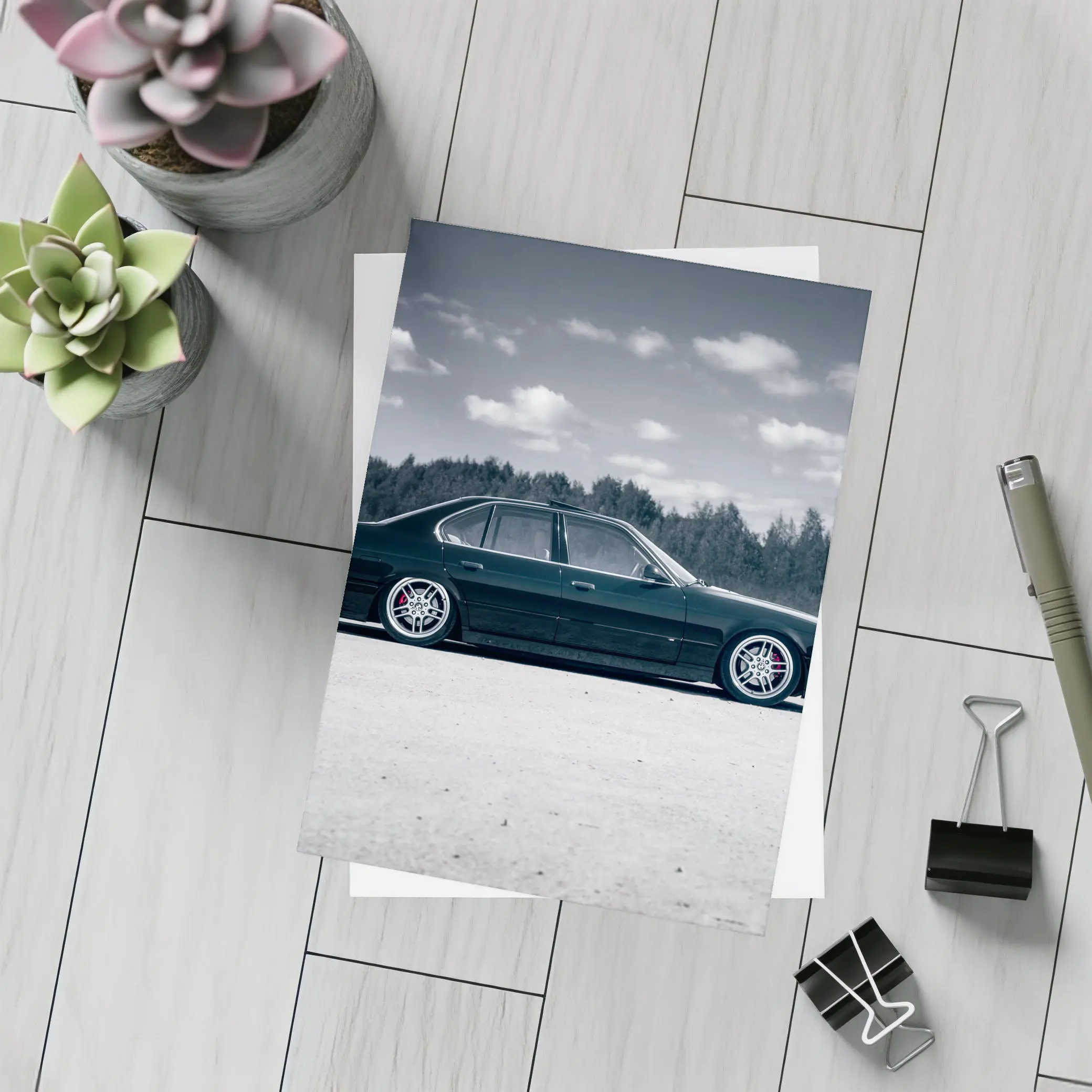 BMW E34 Slammed Stance Open Field – Postcards