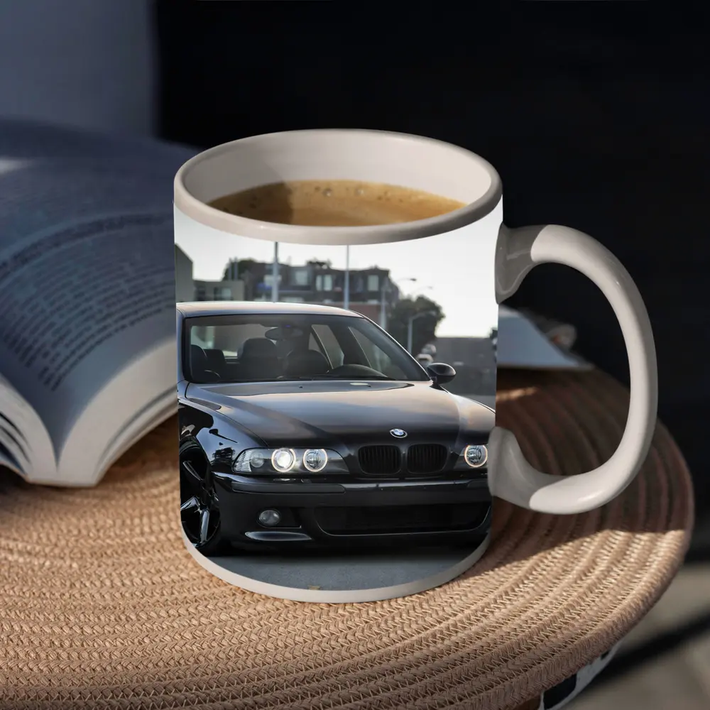 BMW M5 E39 Black Urban Street Scene – Mugs