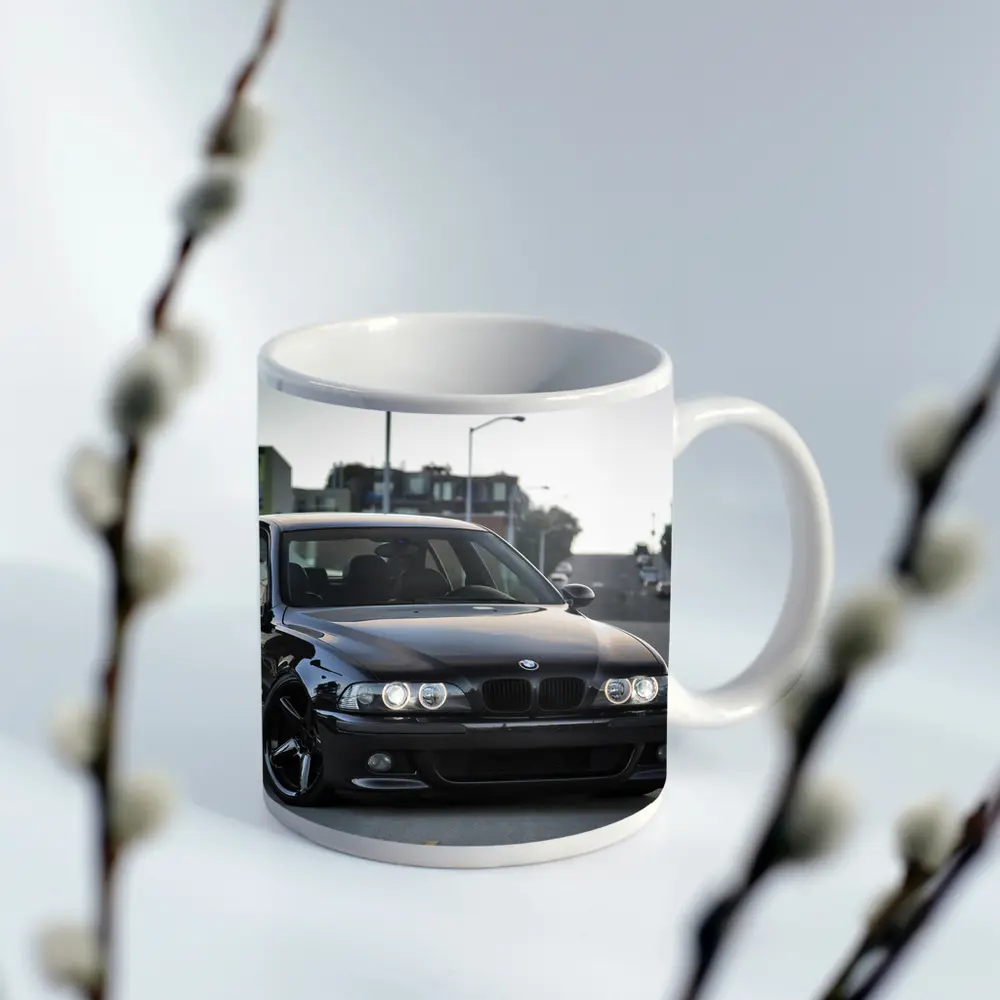 BMW M5 E39 Black Urban Street Scene – Mugs