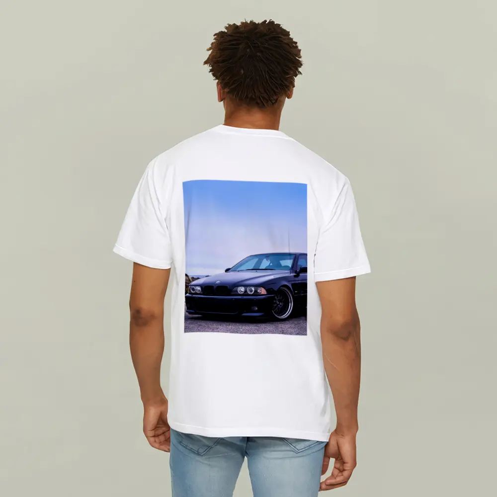 BMW E39 M5 Black Coastal Road Scene – T-Shirts