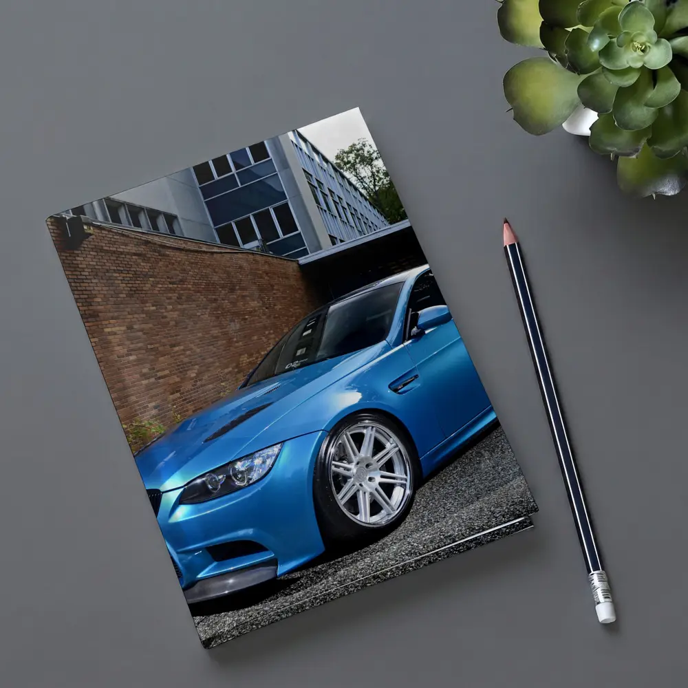 BMW M3 E92 Atlantic Blue Urban Setting – Notebooks