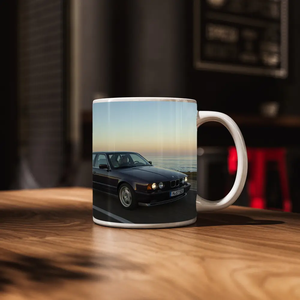 BMW E34 5 Series Coastal Sunset Drive – Mugs