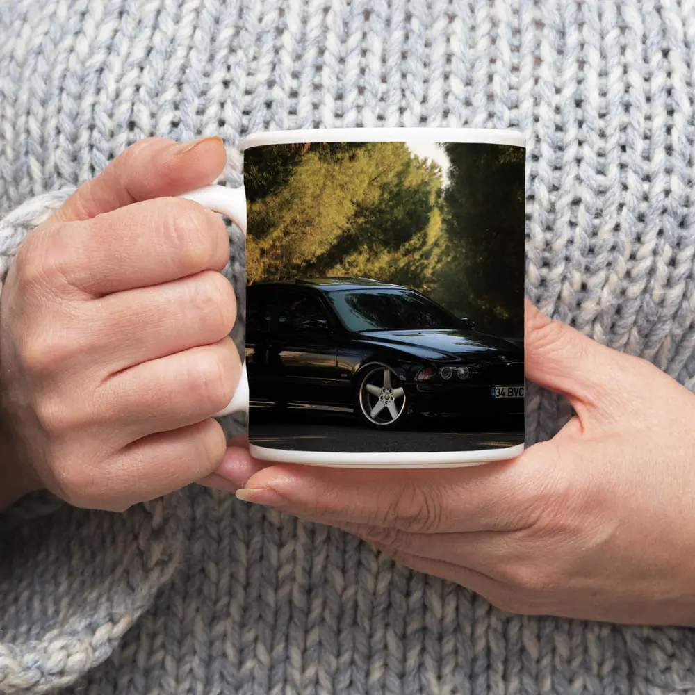 BMW M5 E39 Black Sedan Tree Background – Mugs