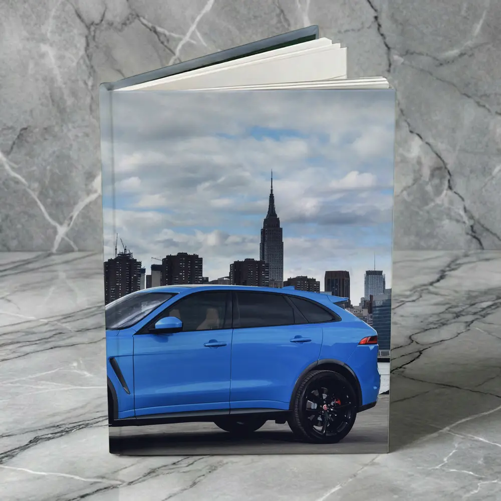 Jaguar F-Pace SVR Blue New York Skyline – Notebooks