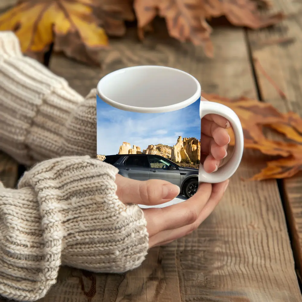 Land Rover Discovery Sport Snow Desert Rocks – Mugs