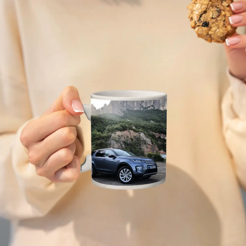 Land Rover Discovery Sport Rocky Mountain Backdrop – Mugs