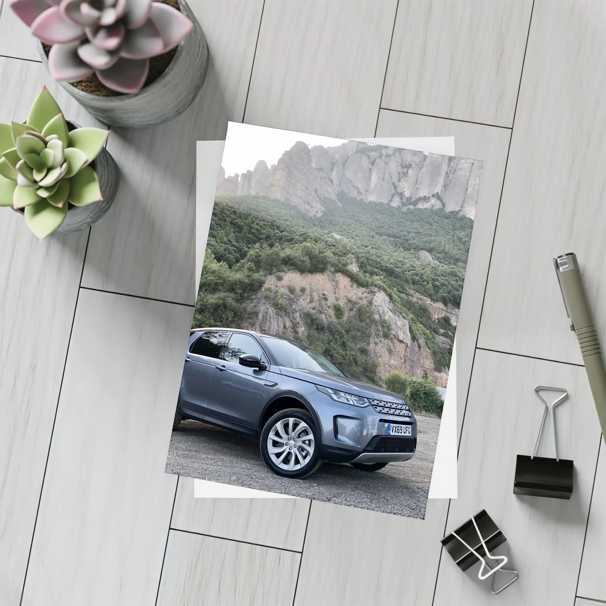 Land Rover Discovery Sport Rocky Mountain Backdrop – Postcards
