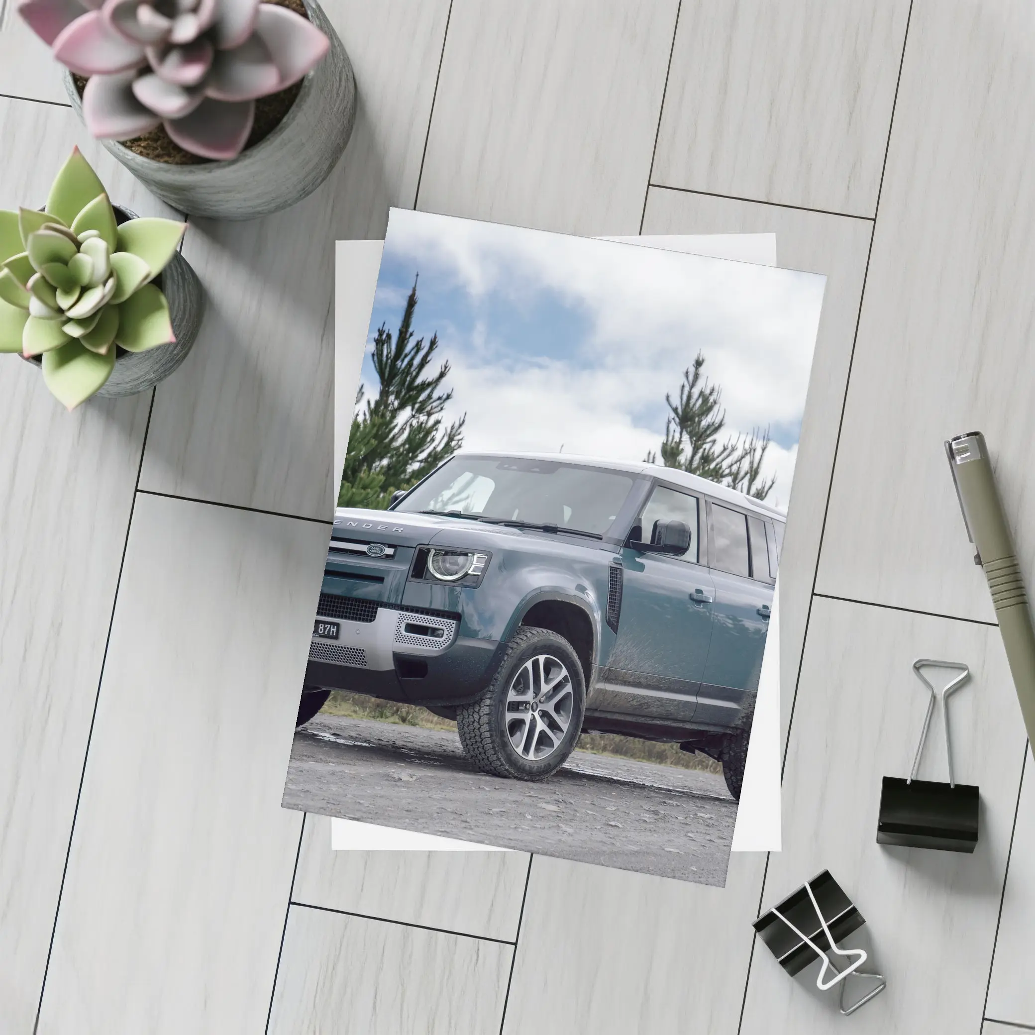 Land Rover Defender 110 Forest Outdoor Setting – Postcards