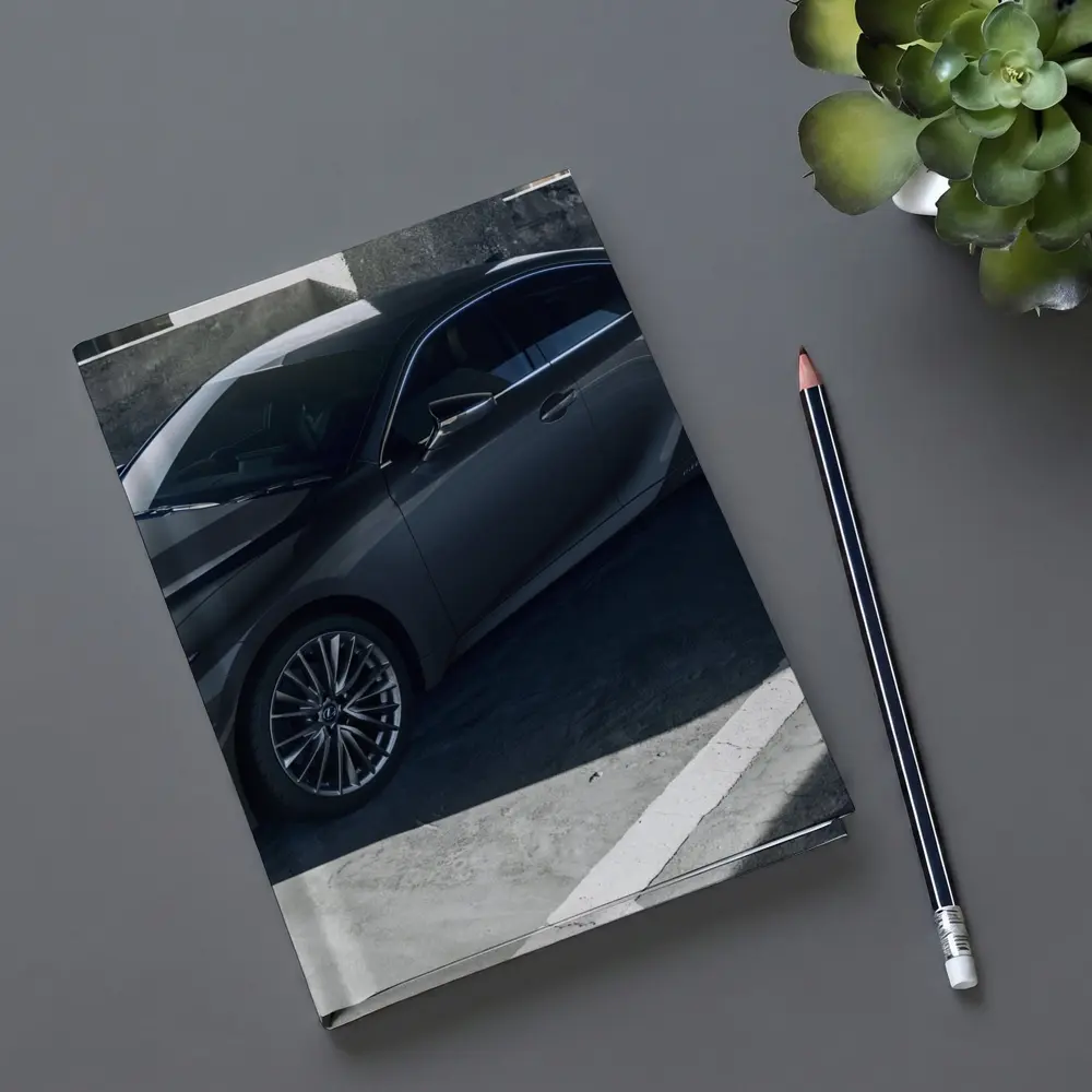 Lexus IS Sedan Parked Urban Concrete Setting – Notebooks