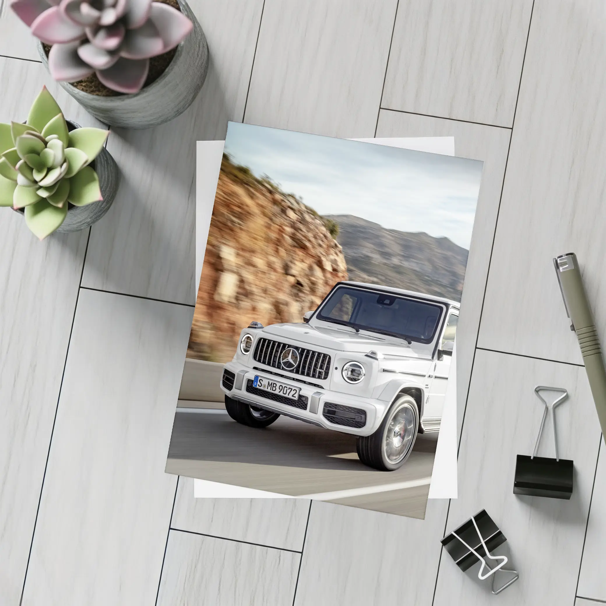 Mercedes AMG G Class White Mountain Road – Postcards