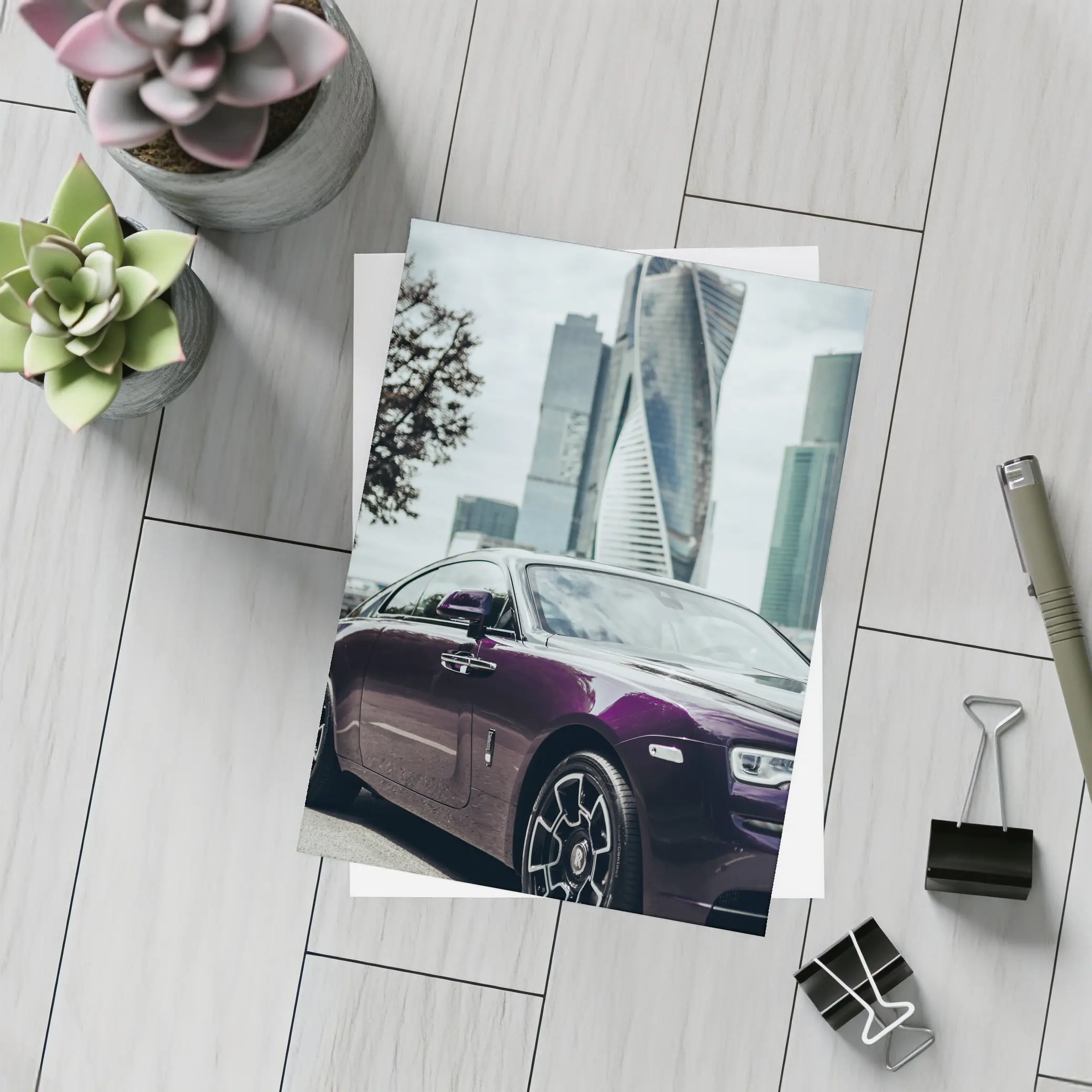 Rolls Royce Wraith Purple City Skyline – Postcards