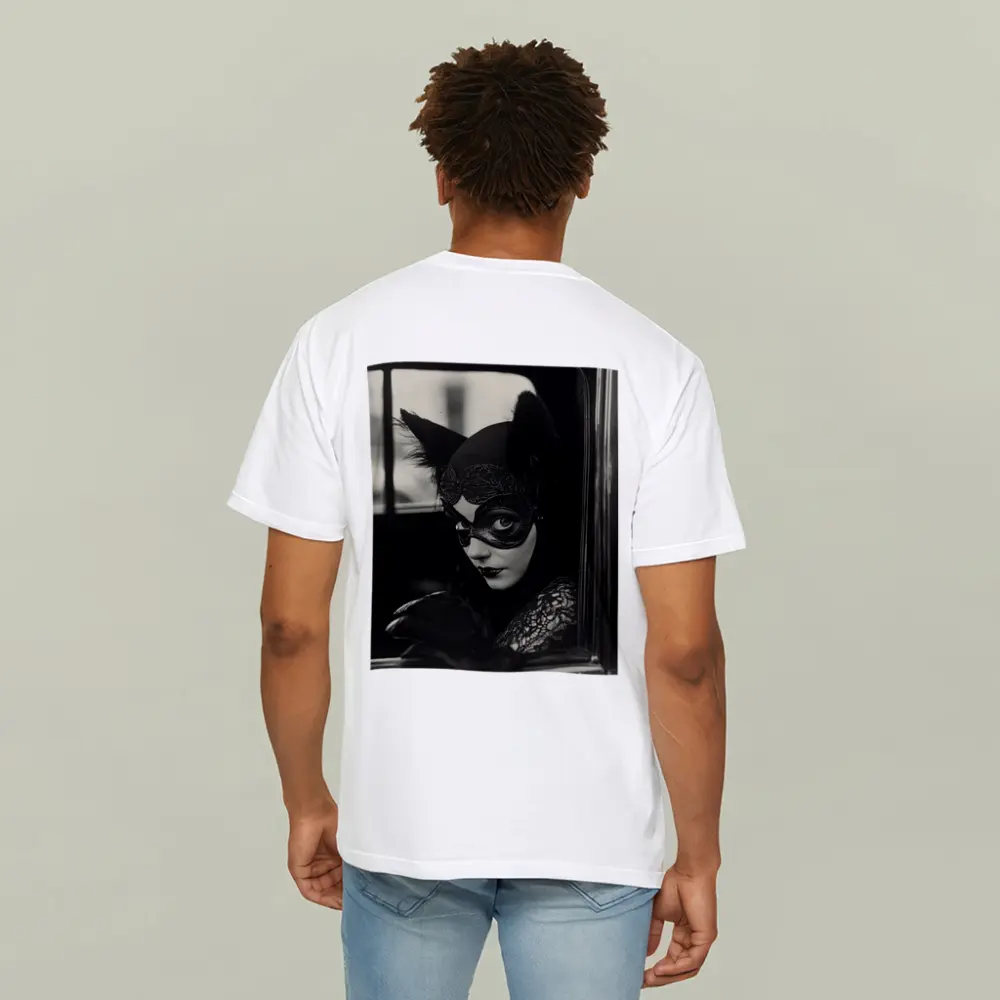 Mysterious Woman Cat Mask Vintage Car – T-Shirts